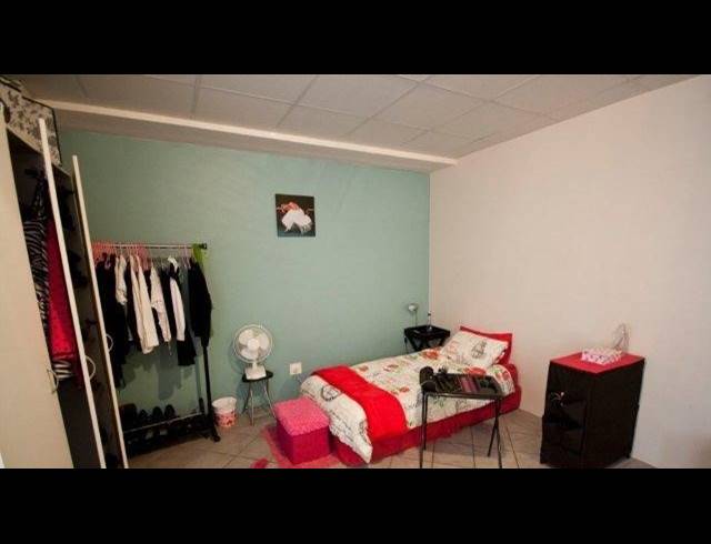 0.5 BEDROOM STUDIO APARTMENT FOR SALE IN DURBAN CENTRAL